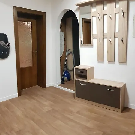 Apartment Geraeumig Ausgelegte In Der Oberen Etage Mit Bergblick Vom Privaten Balkon Fusch an der Glocknerstraße