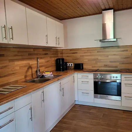 Lejlighed Geraeumig Ausgelegte In Der Oberen Etage Mit Bergblick Vom Privaten Balkon