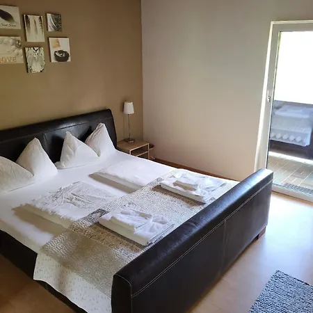 Geraeumig Ausgelegte In Der Oberen Etage Mit Bergblick Vom Privaten Balkon Lejlighed *