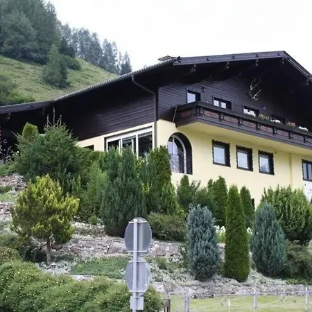 Geraeumig Ausgelegte In Der Oberen Etage Mit Bergblick Vom Privaten Balkon Lejlighed *